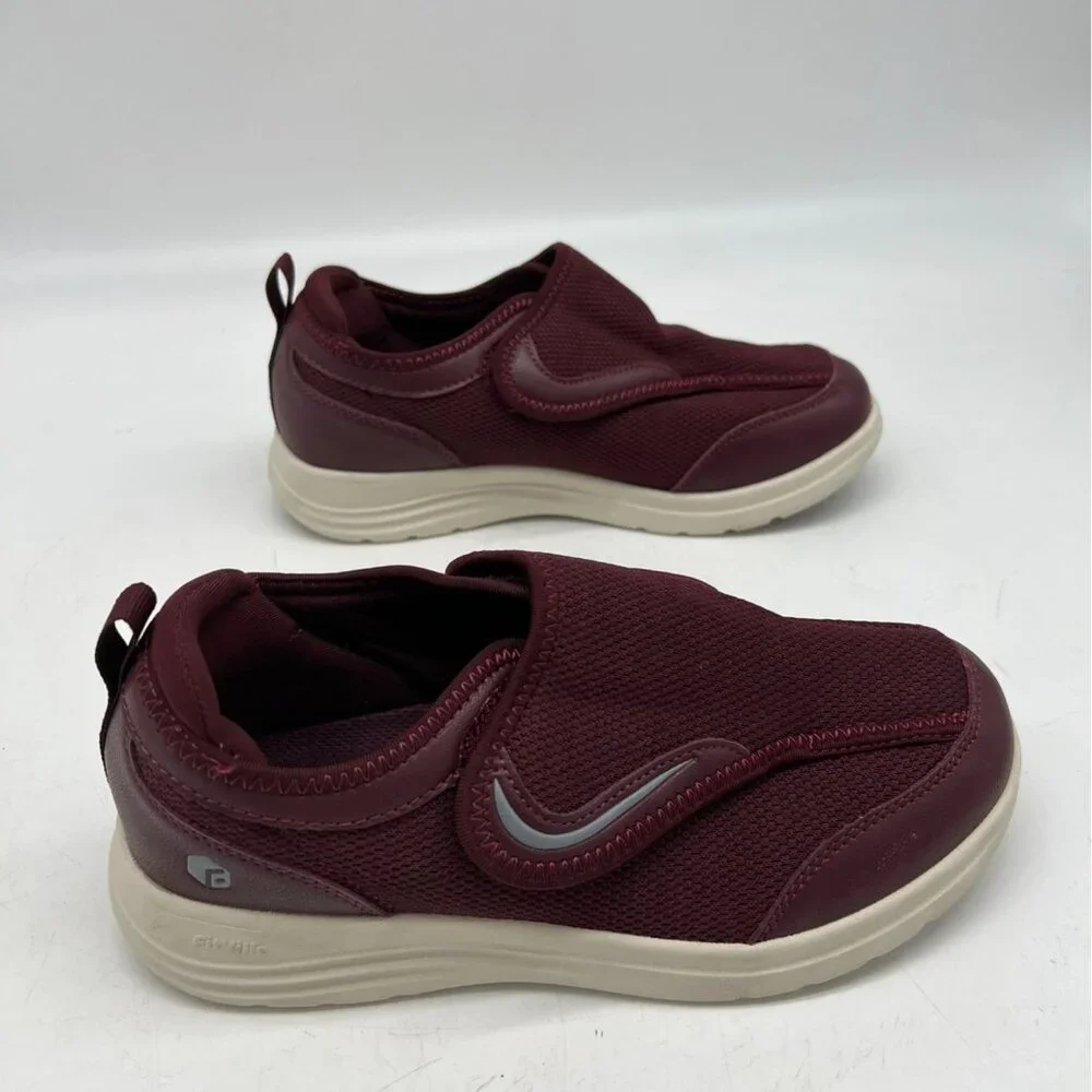 FitVille Womens Slip On Sneakers Size 8.5W Comfort Shoes Casual Cushioned Maroon